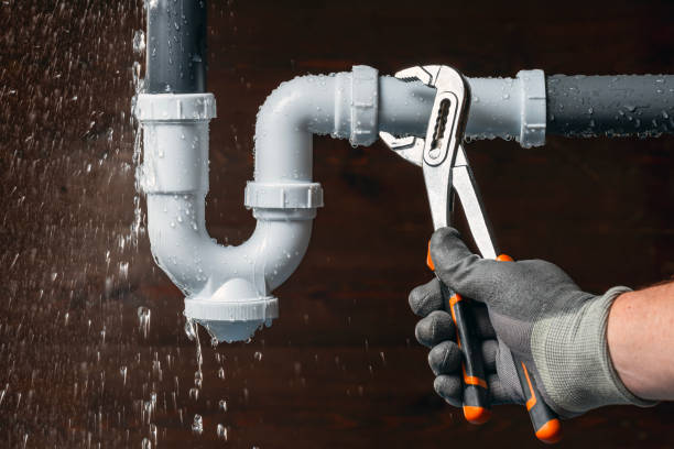 Professional Plumbing technician working in Clinton, MD